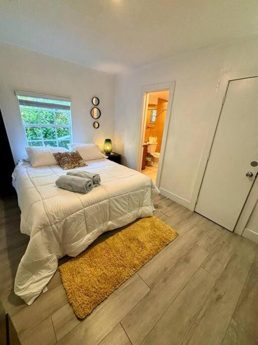 Quiet & Centrally Located House - Private Parking, Laundry And Storage For Luggage Miami Exteriör bild